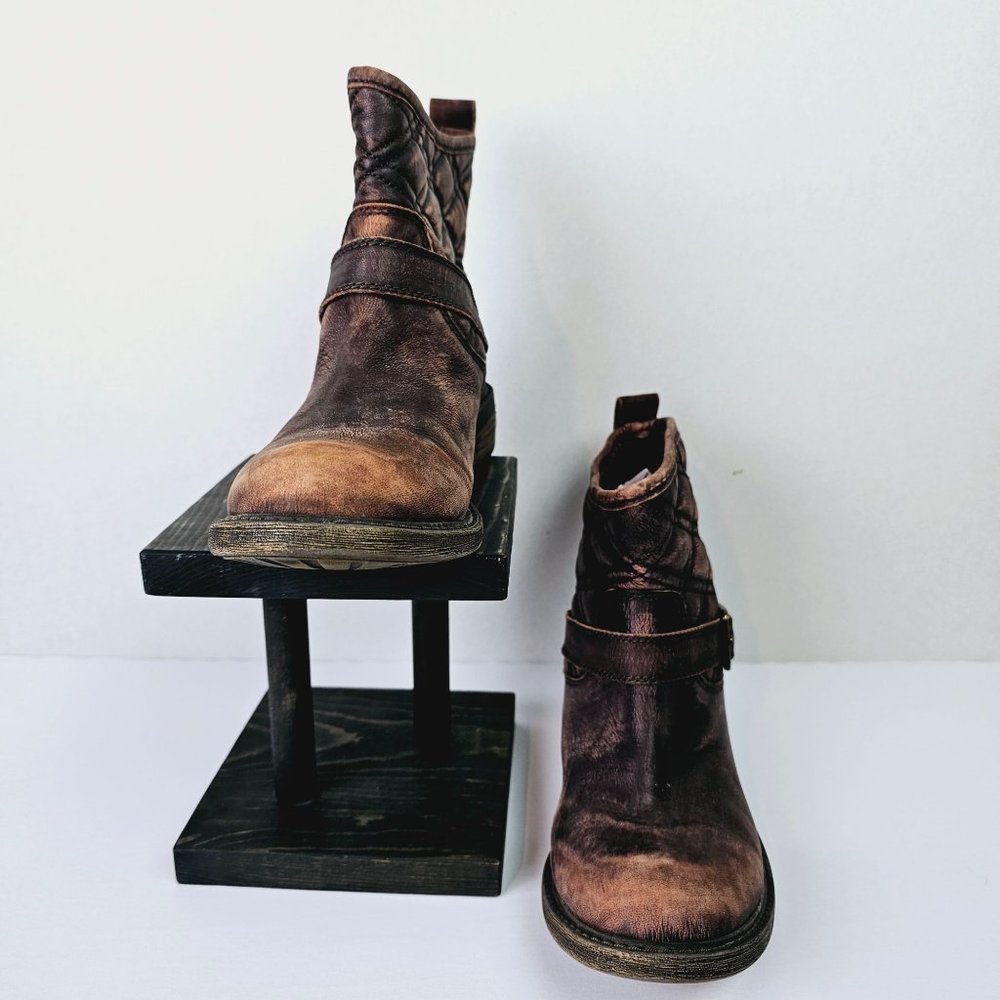 LUCKY BRAND Nordic Quilted Distressed Leather Boots Booties - Size 7M - Picture 5 of 10